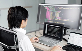 阳泉 api php源码,下载的php源码怎么运行呢？